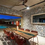 Dom wakacyjny Luxurious In Dicmo