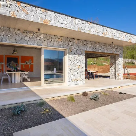 Holiday home Beautiful In Dicmo