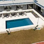 Luxurious In Dicmo